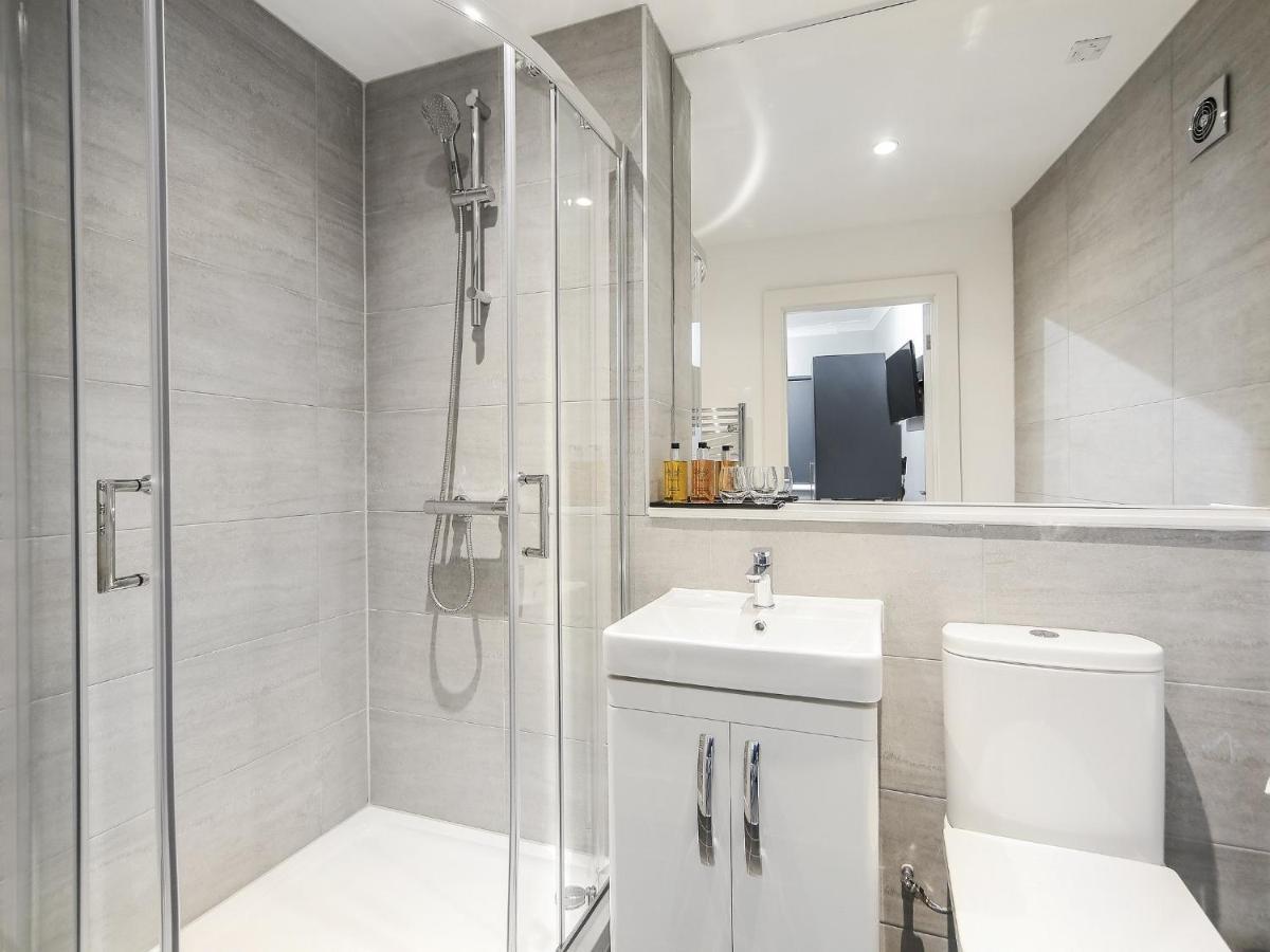 The Westerly London Exterior photo