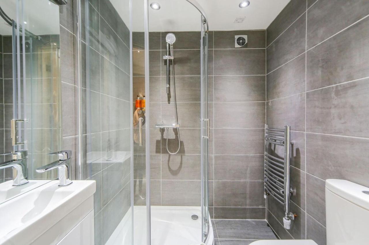 The Westerly London Exterior photo